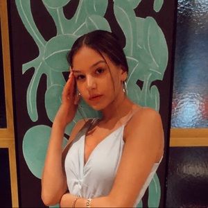 Meet your Posher, Ellee